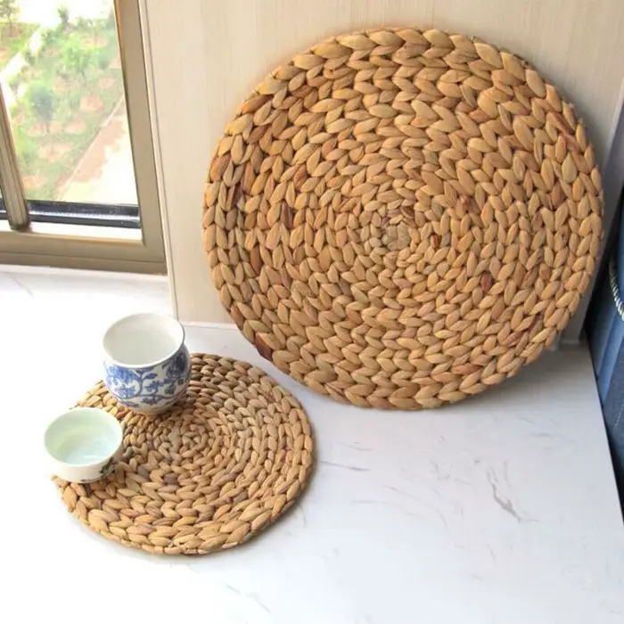 Napperons ronds en rotin