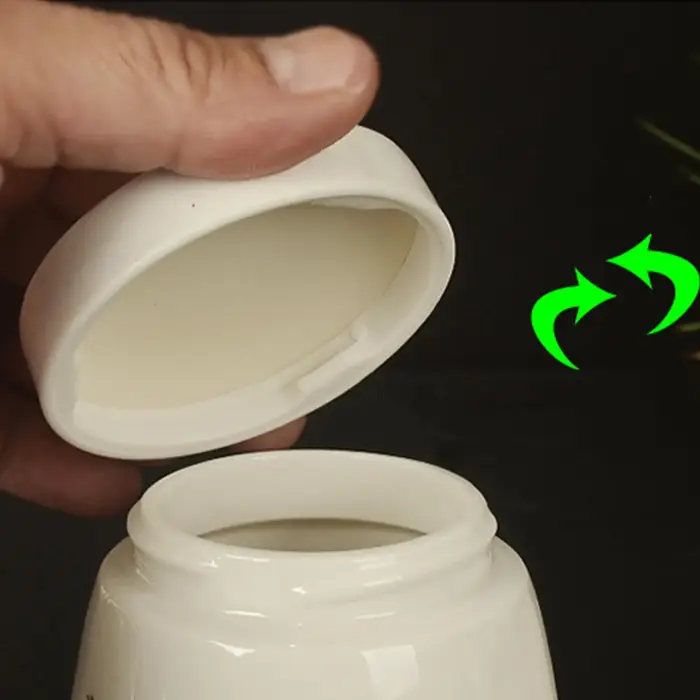 Oeuf en céramique de 220ml pour tout-petits