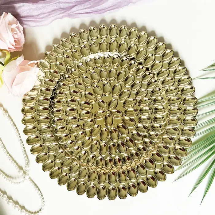 100 assiettes décoratives dorées rondes de 13 pouces pour la présentation de table