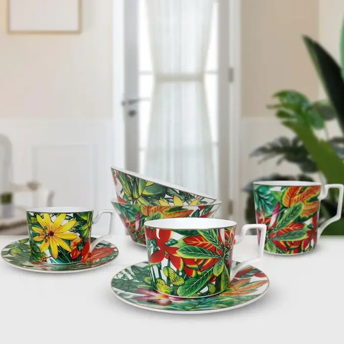 Tasse à café en porcelaine