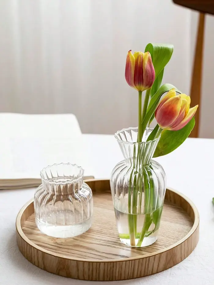 Mini Vase en verre Ins
