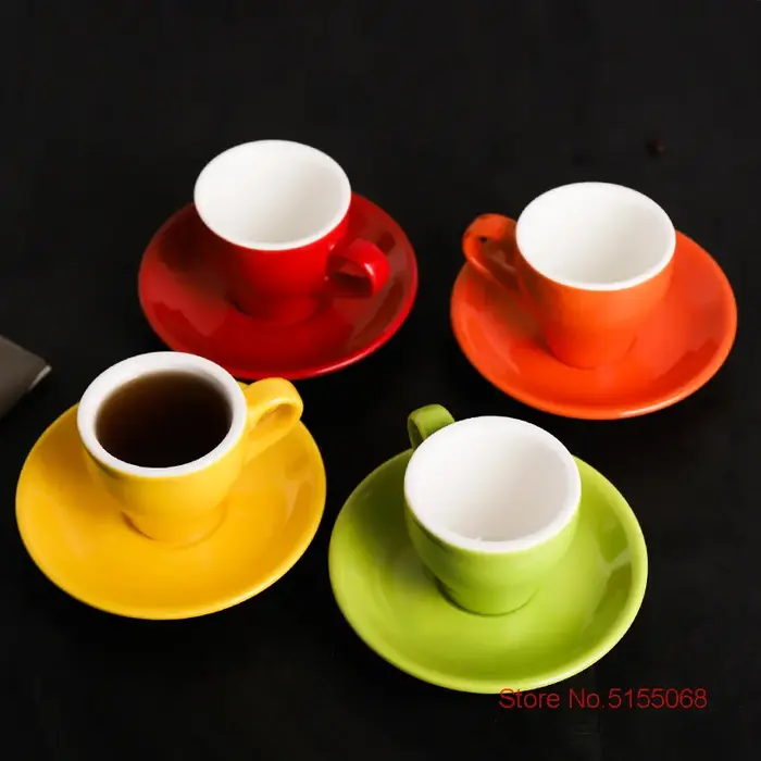 Tasse à café italienne en céramique