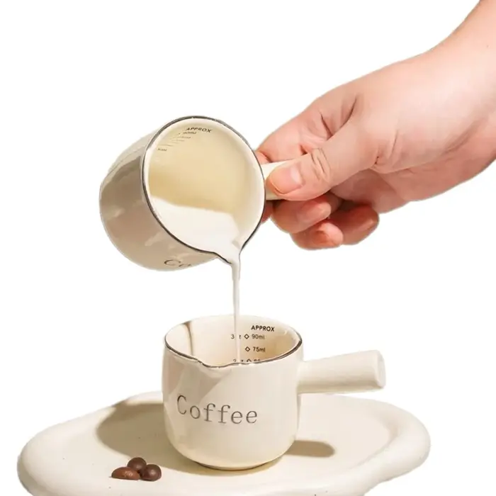 Tasse à mesurer à café en céramique avec tasse d'extraction d'espresso graduée avec poignée agitateu