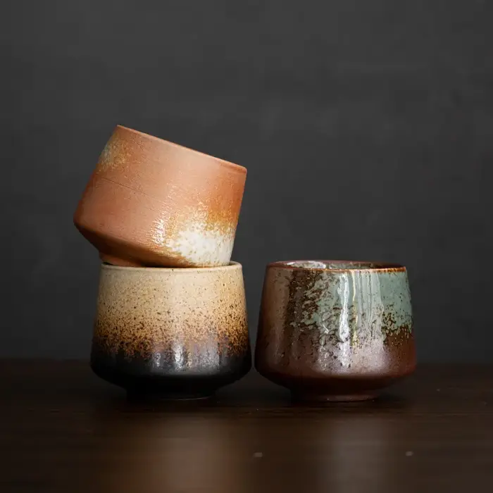 Tasse en céramique rétro