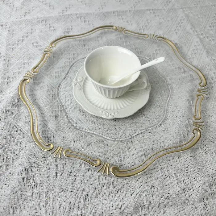 50 assiettes décoratives rondes transparentes avec bord doré