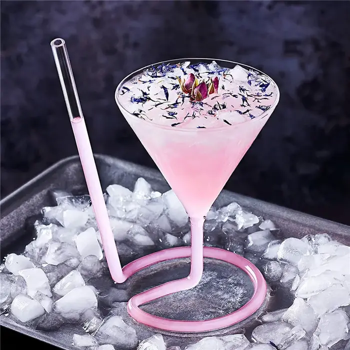 Verre spirale Cocktail tasse créative verre paille verres à vin Triangle jus Martini vin rouge whisky tasses fête Bar vin ensemble cadeau
