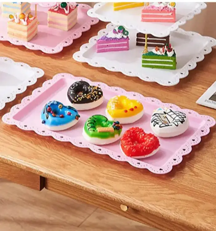 Assiette/plateau à dessert en plastique rose