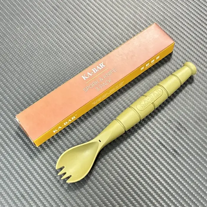 Mini ensemble de couverts tactiques EDC