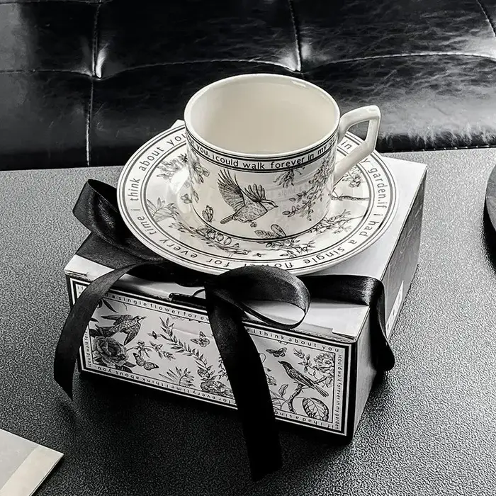 Ensemble de tasses à café rétro français noir et blanc