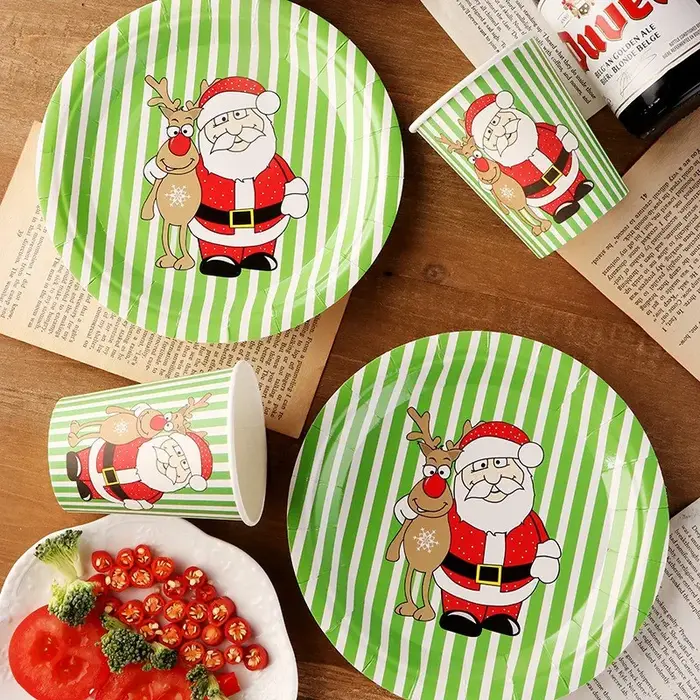 Vaisselle jetable pour fête de noël