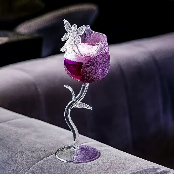 Verre à champagne en forme de rose