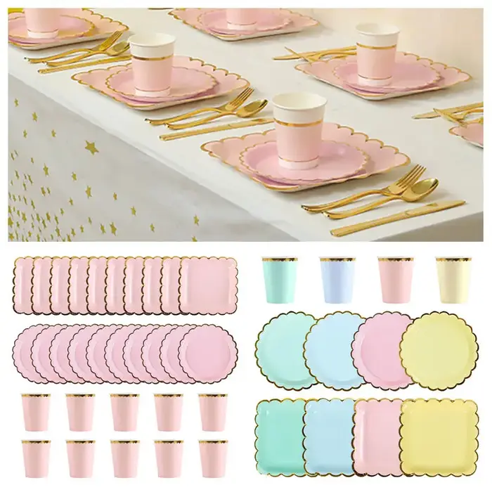 Assiettes jetables, accessoires pour fêtes