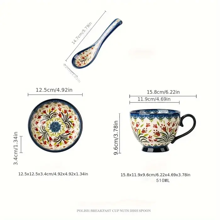 Ensemble de tasses en céramique polonaise avec couvercles