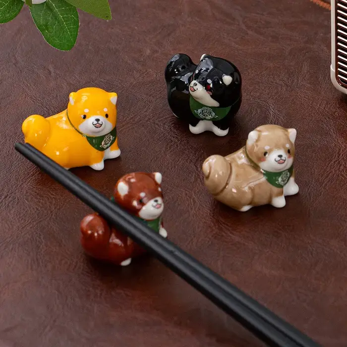 Porte-baguettes japonais Shiba Inu (1-3 pièces) – Série animale – Ornements décoratifs de table en céramique – Repose-cuillère pour la maison et la cuisine – Adorables figurines de thé