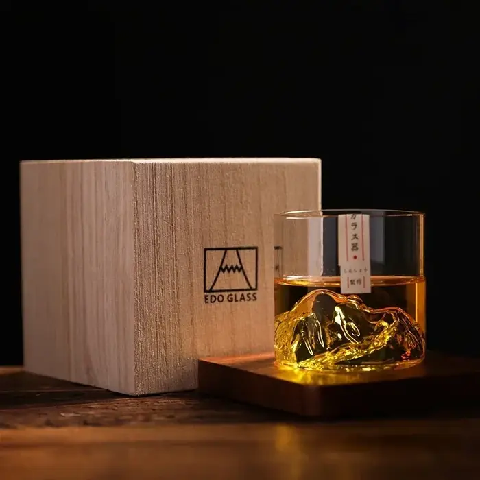 Verre à whisky japonais à l'ancienne