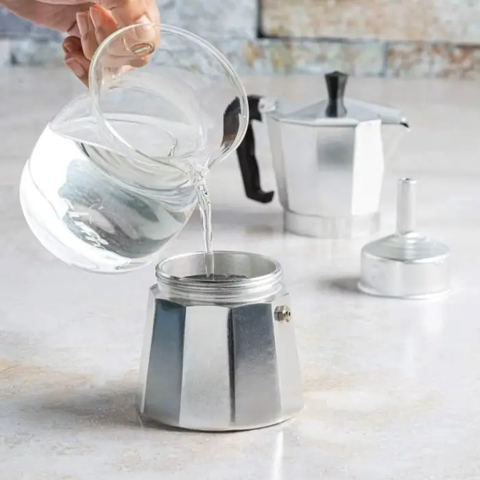 Cafetière Moka en aluminium octogonale