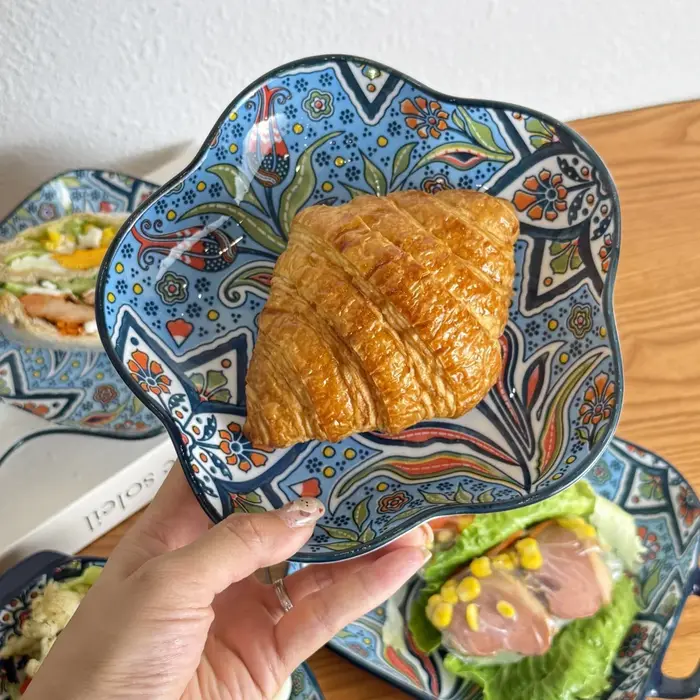 Ensemble d'assiettes en céramique bohème