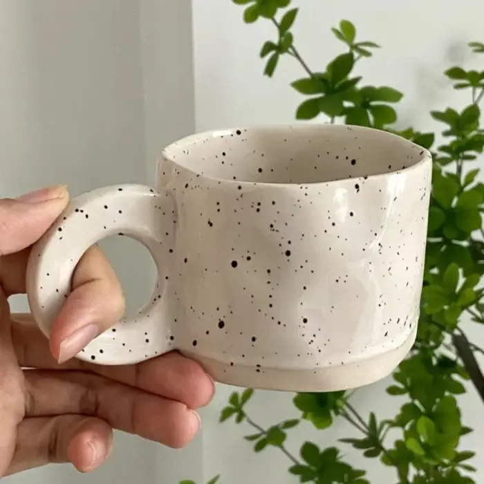Tasse en céramique avec anneau de 250ml