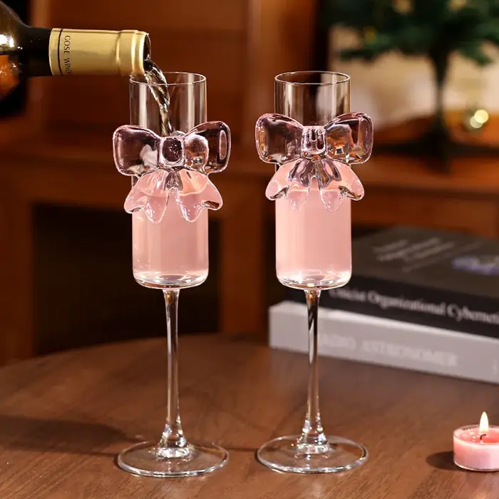 Verre à Champagne avec nœud rose clair