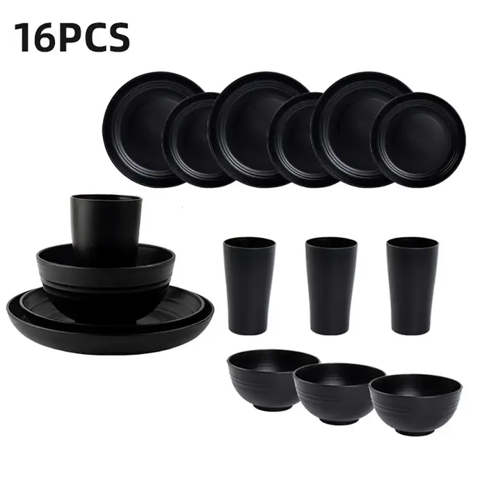Ensemble de couverts en plastique noir