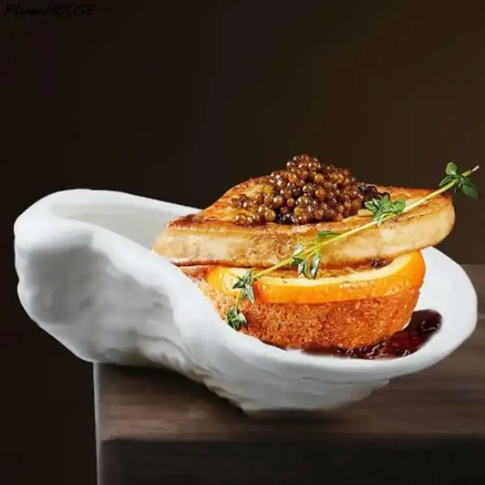 Assiette Irrégulière en Céramique en Forme d'Oyster