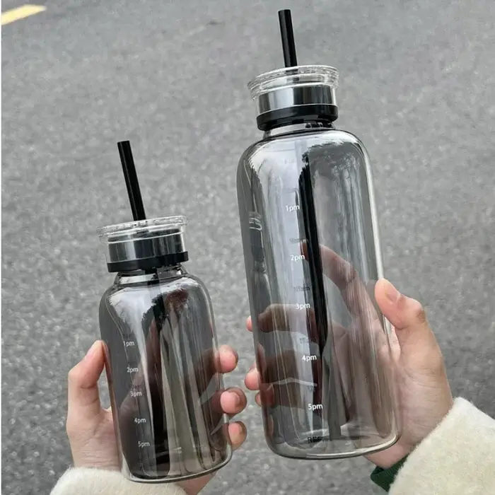 Ins-Bouteille d'eau en verre avec marqueur de temps