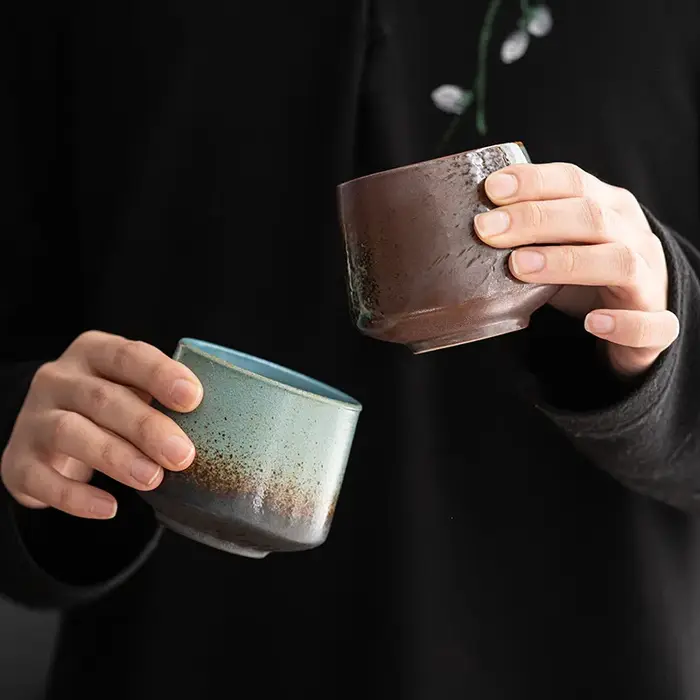 Tasse en céramique rétro