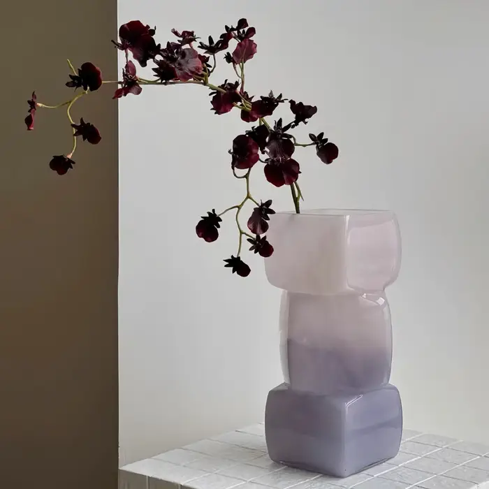 Vase en verre géométrique carré empilable marbré dégradé