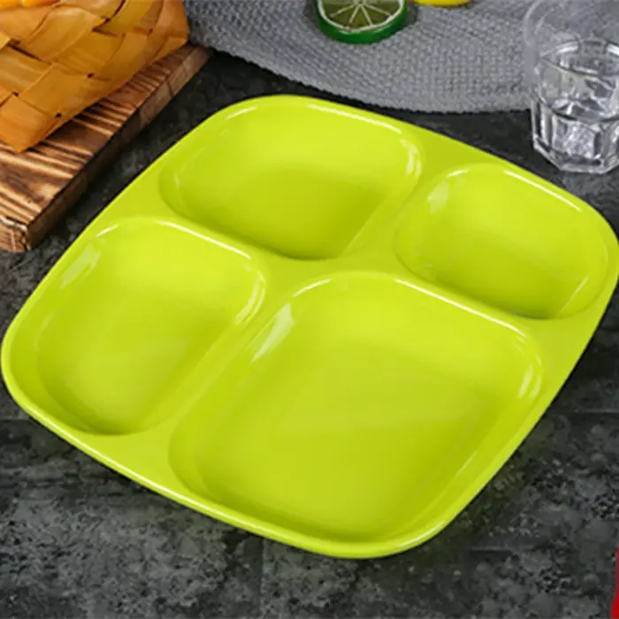 Assiette à Compartiment à Quatre Grilles
