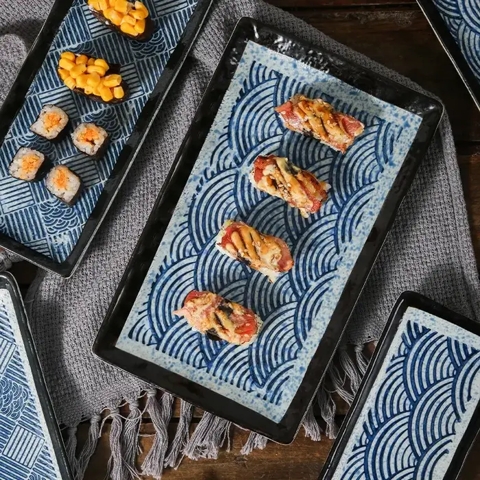 Assiette rectangulaire en céramique motif vague japonaise
