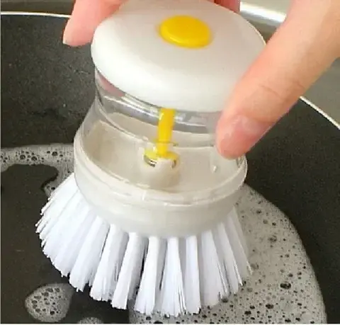 Brosse à vaisselle de cuisine avec distributeur Regina