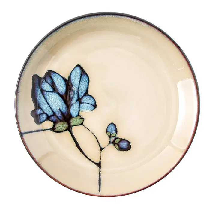 Assiette à fleurs en céramique peinte à la main