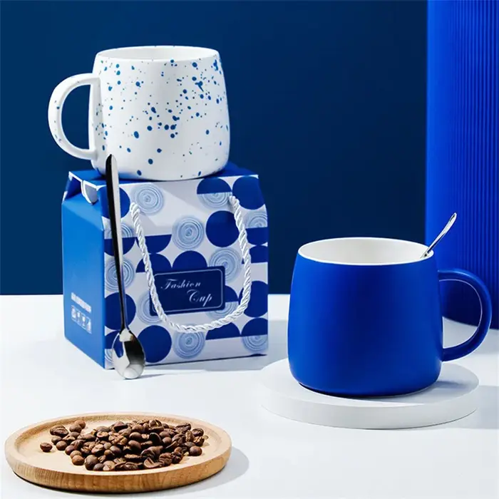 Tasse à café GT en céramique bleue