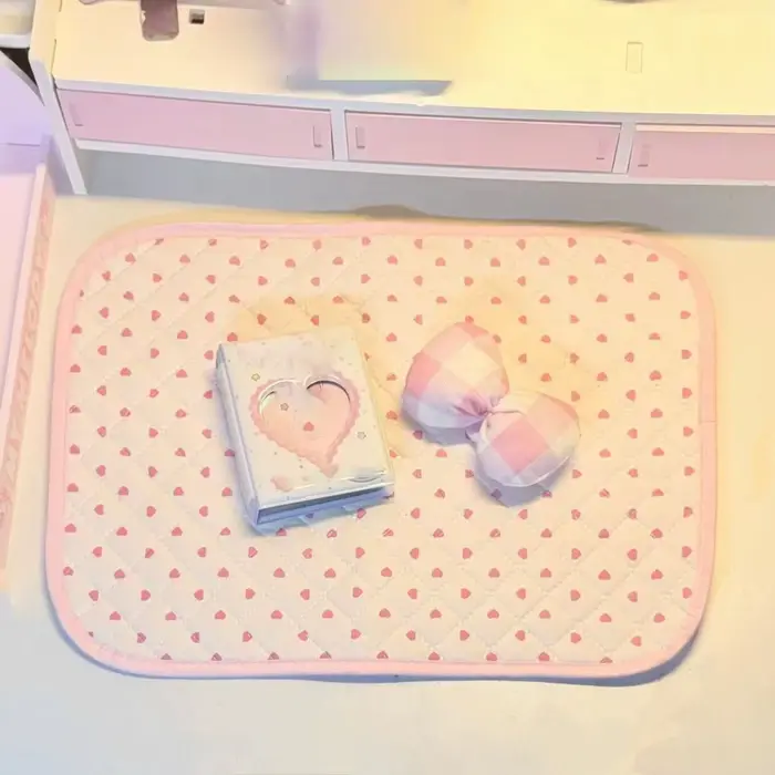 Nouveau Set de Table Matelassé Rose Mignon Japonais Thème Amour