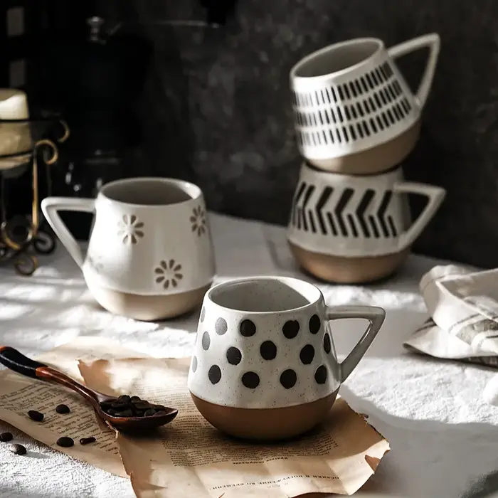 Tasse en céramique créative peinte à la main