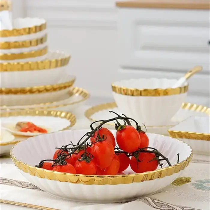 Assiettes en porcelaine blanche améliorée pour la nourriture