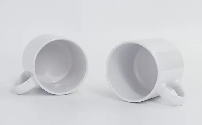 Petite tasse à café en céramique de forme mignonne