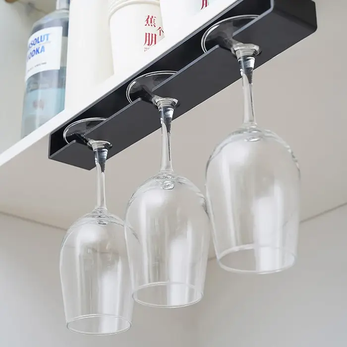 Cintre de verre à vin en plastique Non perforé