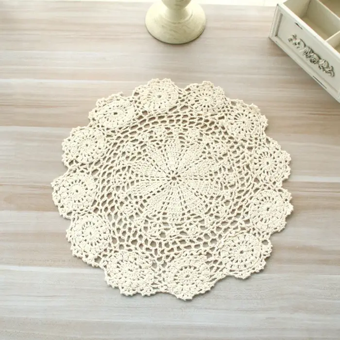 Napperon rond crocheté à la main en coton Vintage