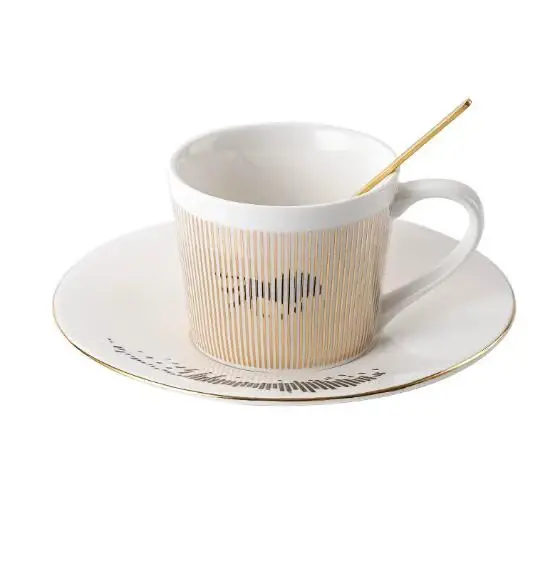 Tasse anamorphique cheval créative