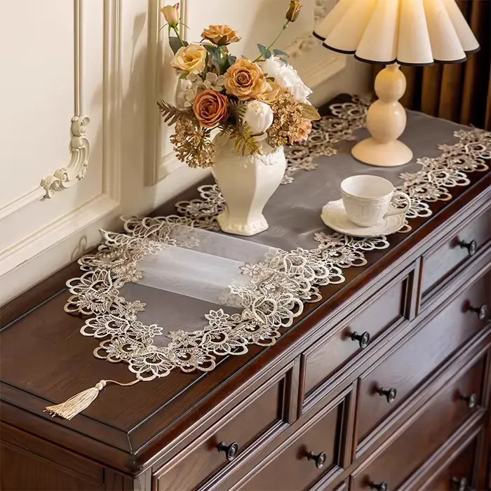 Chemin de Table de luxe en dentelle florale