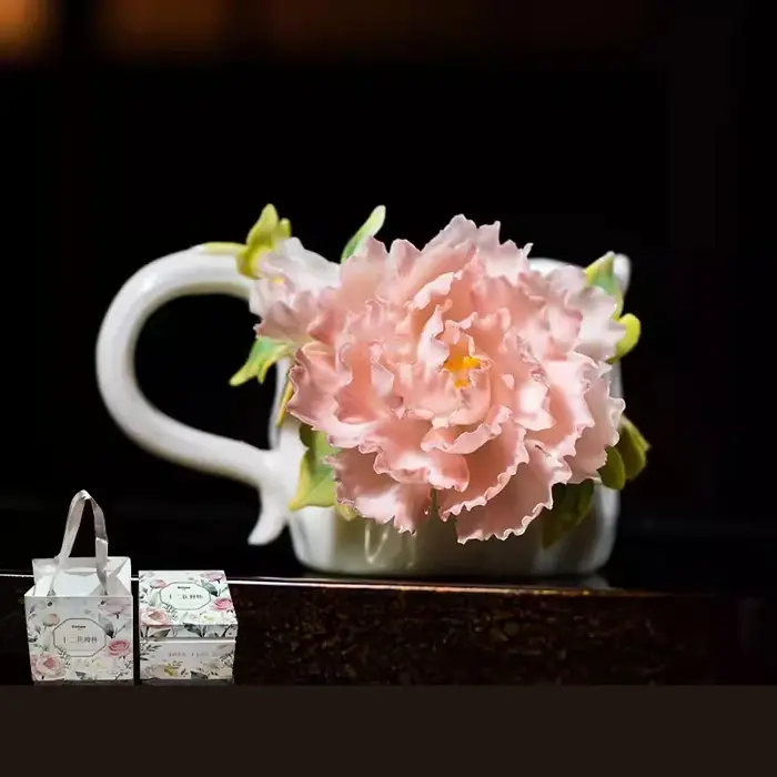 Tasse à café ou à thé en céramique de style chinois avec motif de pivoine, cadeau d'anniversaire pou