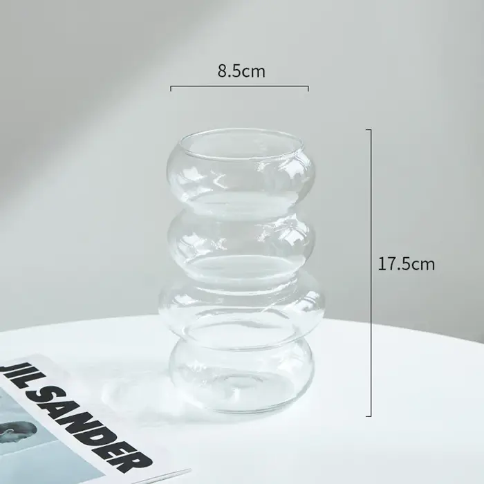 Vase en spirale en verre