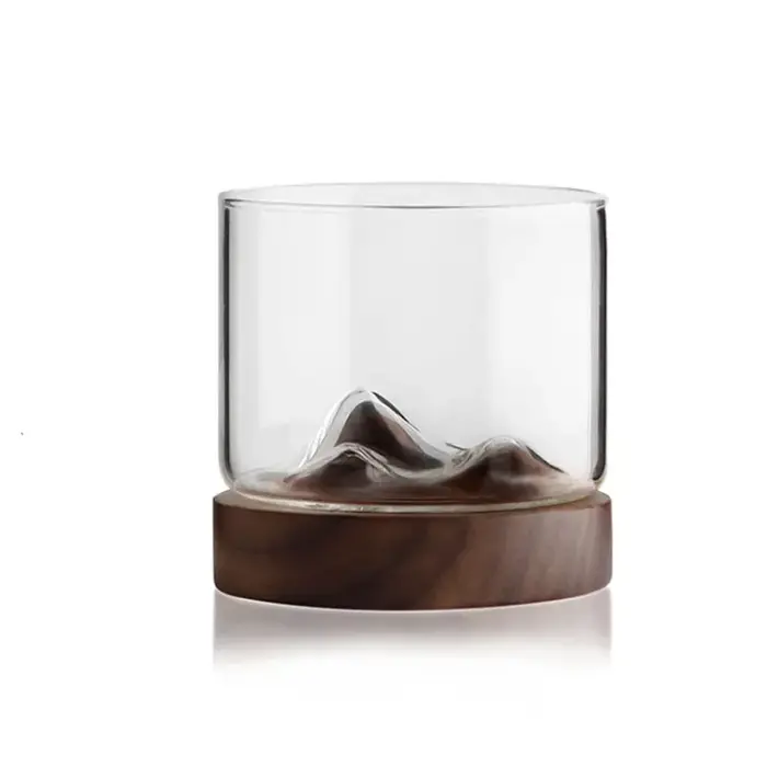 Verre à whisky de montagne avec Base en bois