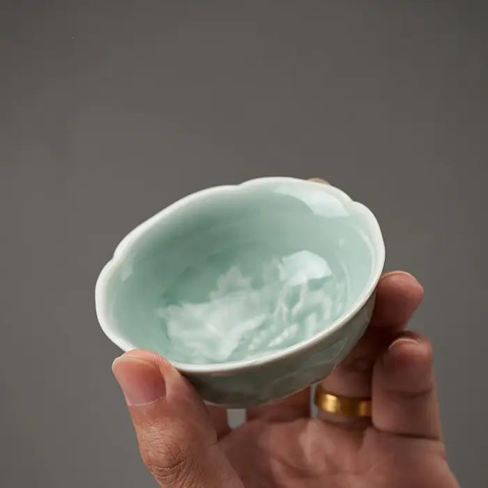 Ensemble de tasses à thé en céramique de céladon et pivoine