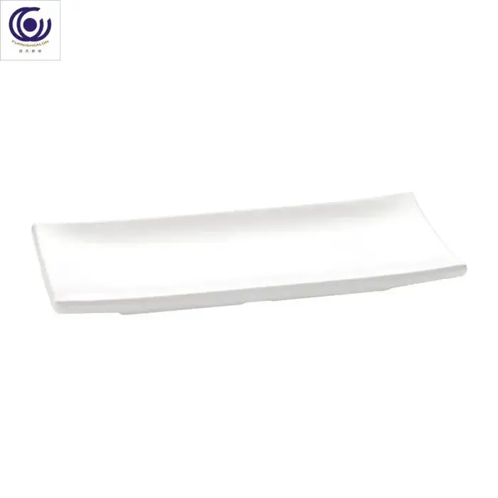 Assiette rectangulaire en plastique imitation mélamine