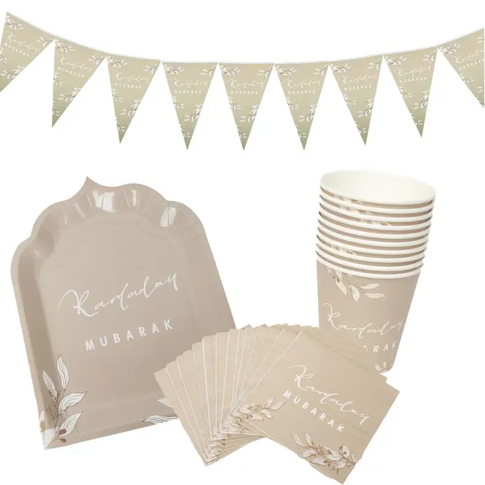 Assiettes en papier gris Ramadan Mubarak