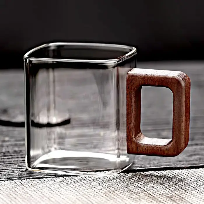 Tasse à café en verre de café moulu frais de petite capacité avec manche en bois de noyer tasses et