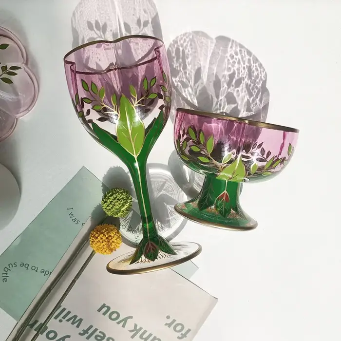 Verres à vin en cristal de style vintage