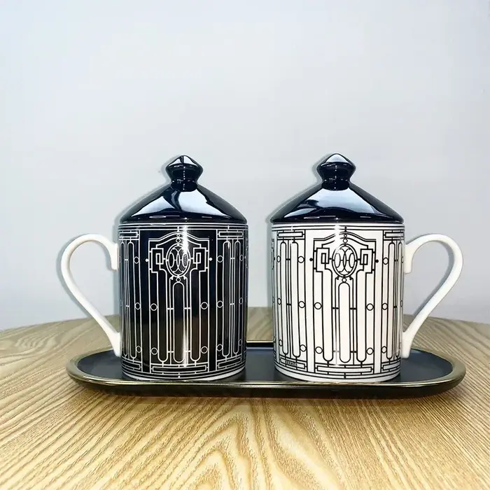 Tasse d'amoureux en céramique créative